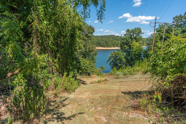 14396 Point Virgo Road, Rogers, AR 72756