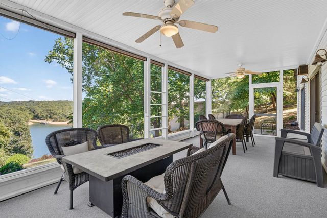 14396 Point Virgo Road, Rogers, AR 72756