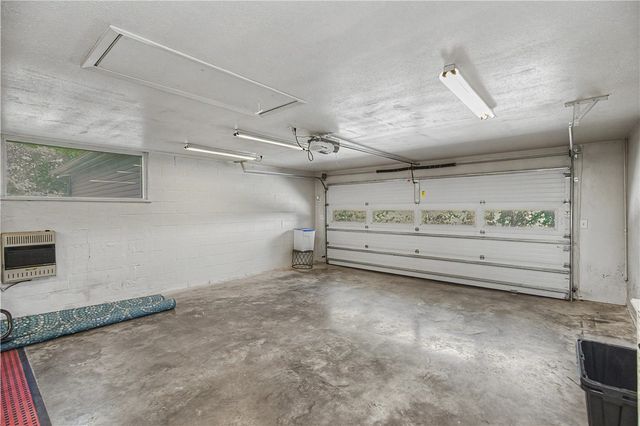 14396 Point Virgo Road, Rogers, AR 72756