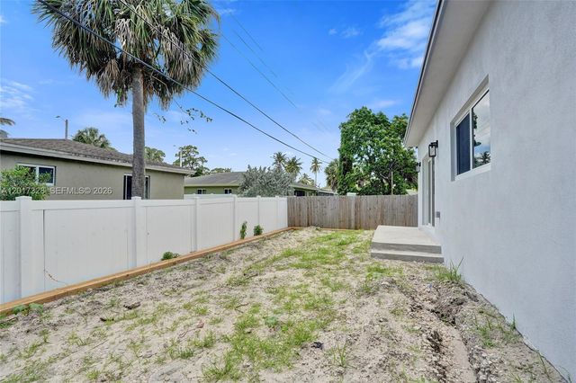 2536 NW 9th Court, Fort Lauderdale, FL 33311