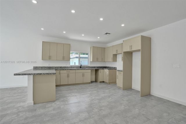 2536 NW 9th Court, Fort Lauderdale, FL 33311