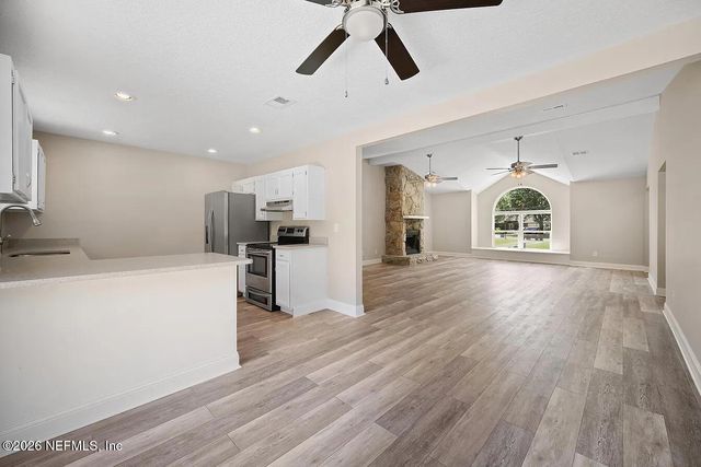 3986 COUNTRY MEADOWS Drive, Middleburg, FL 32068