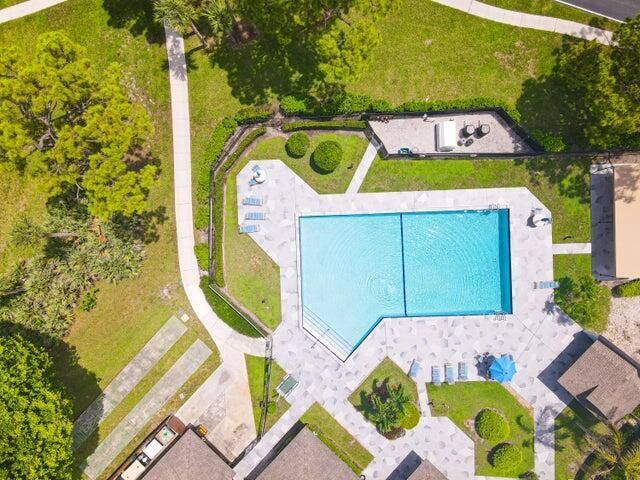 499 NW Iron Forge Court NW, Royal Palm Beach, FL 33411