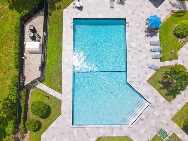 499 NW Iron Forge Court NW, Royal Palm Beach, FL 33411