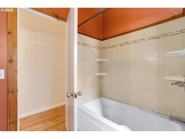 12950 S NEW ERA Rd, Oregon City, OR 97045