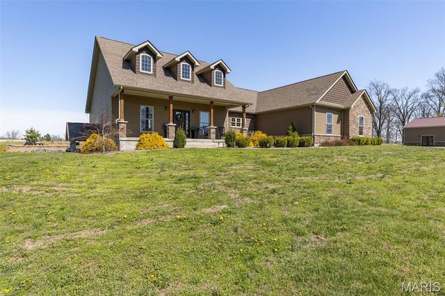 5909 Feezor Road, Farmington, MO 63640