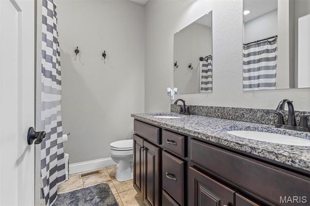 5909 Feezor Road, Farmington, MO 63640