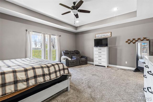 5909 Feezor Road, Farmington, MO 63640