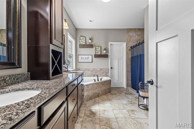 5909 Feezor Road, Farmington, MO 63640