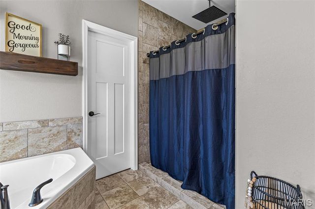 5909 Feezor Road, Farmington, MO 63640