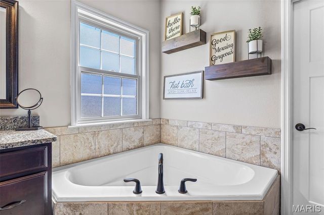 5909 Feezor Road, Farmington, MO 63640