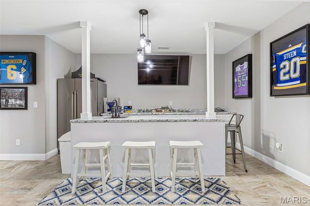 5909 Feezor Road, Farmington, MO 63640