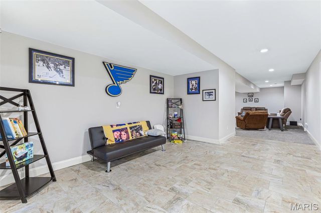 5909 Feezor Road, Farmington, MO 63640