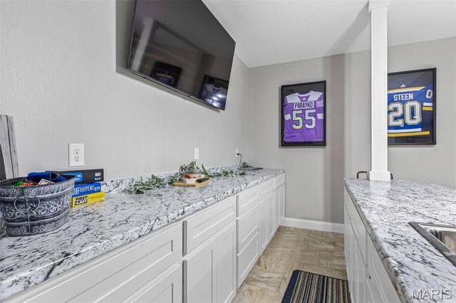 5909 Feezor Road, Farmington, MO 63640