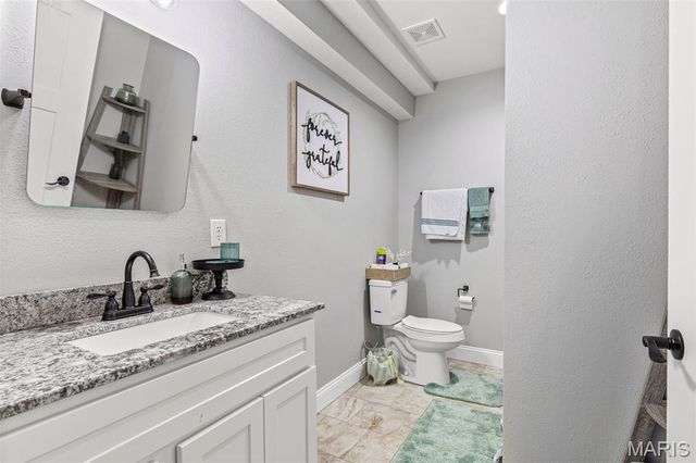 5909 Feezor Road, Farmington, MO 63640