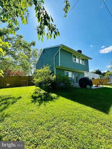 2901 NEEDLEWOOD LN, Bowie, MD 20716