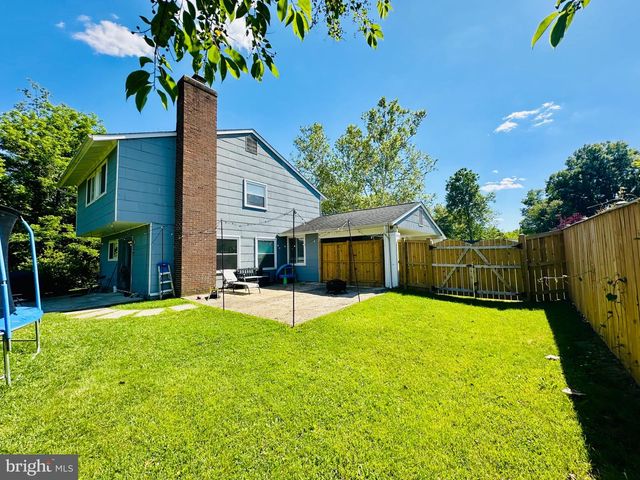 2901 NEEDLEWOOD LN, Bowie, MD 20716