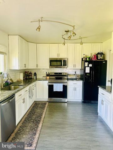 2901 NEEDLEWOOD LN, Bowie, MD 20716