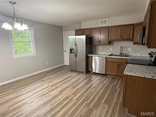17255 State Highway B, Marthasville, MO 63357