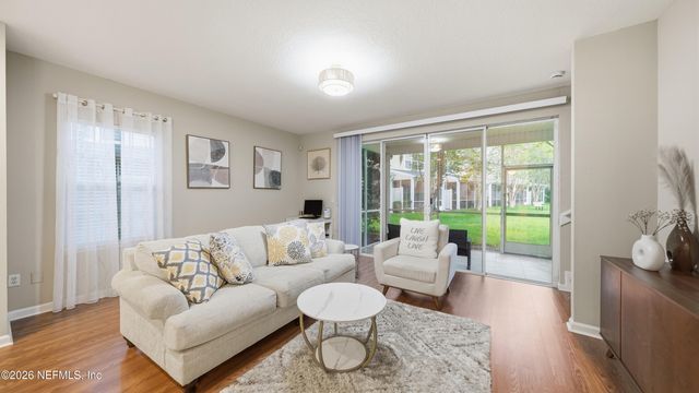 4879 PARKHURST Place, Jacksonville, FL 32256