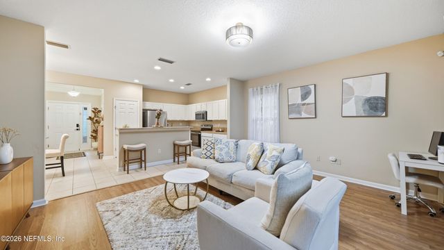 4879 PARKHURST Place, Jacksonville, FL 32256