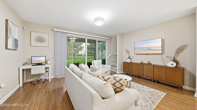 4879 PARKHURST Place, Jacksonville, FL 32256