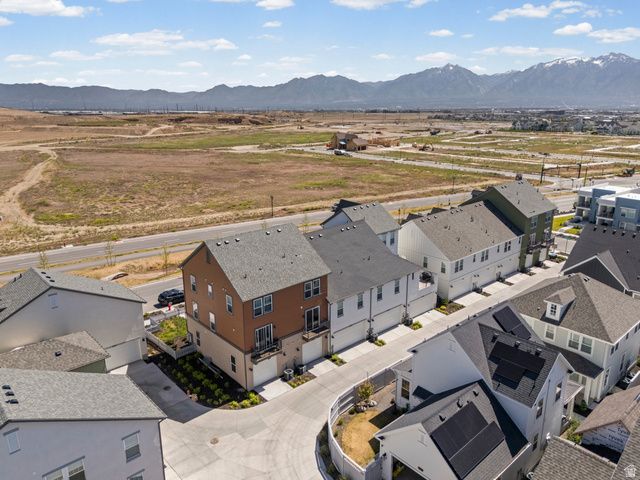 7003 S SOUTH JORDAN PKWY, South Jordan, UT 84009