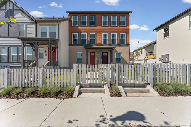 7003 S SOUTH JORDAN PKWY, South Jordan, UT 84009