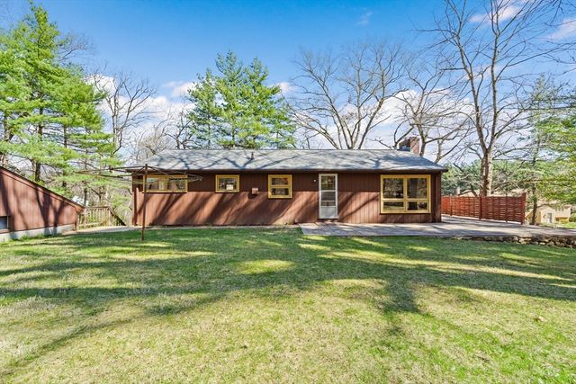 38 Collins Rd, Northborough, MA 01532