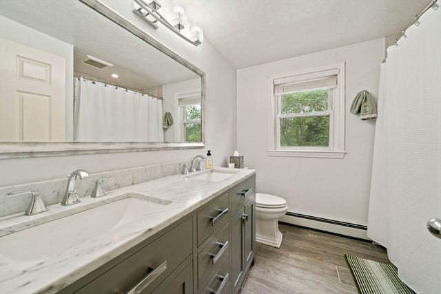 12 Hillcrest Rd, Kingston, MA 02364
