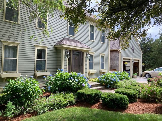 12 Hillcrest Rd, Kingston, MA 02364