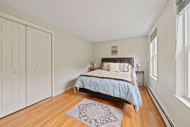 12 Hillcrest Rd, Kingston, MA 02364