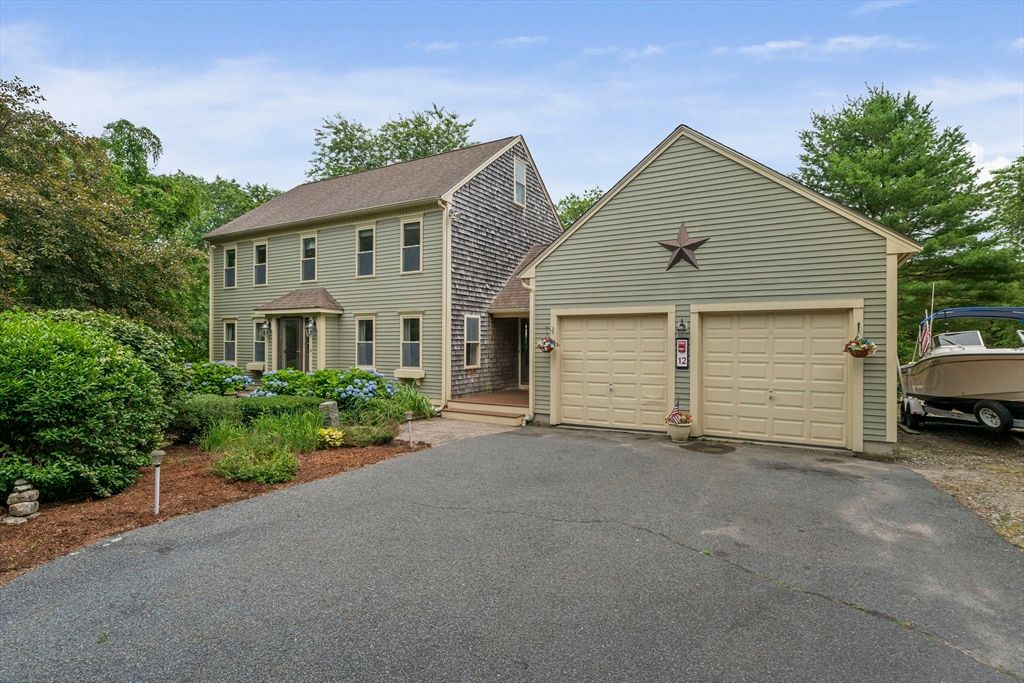 12 Hillcrest Rd, Kingston, MA 02364