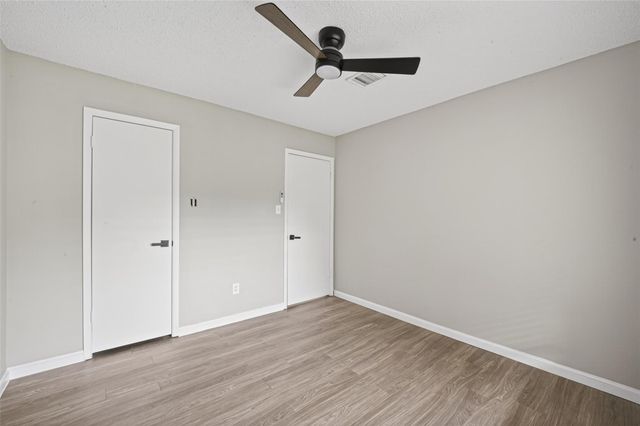 2340 Woodland Park Drive 113, Houston, TX 77077