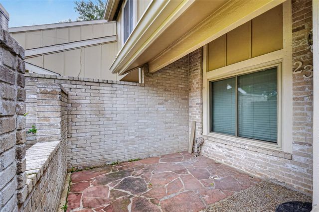2340 Woodland Park Drive 113, Houston, TX 77077
