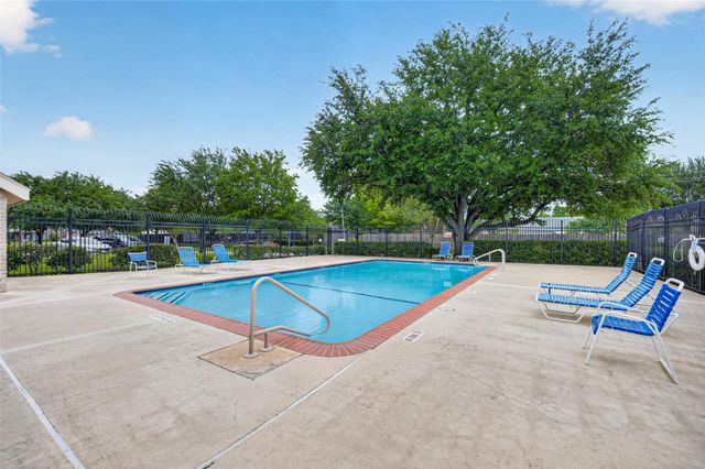 2340 Woodland Park Drive 113, Houston, TX 77077