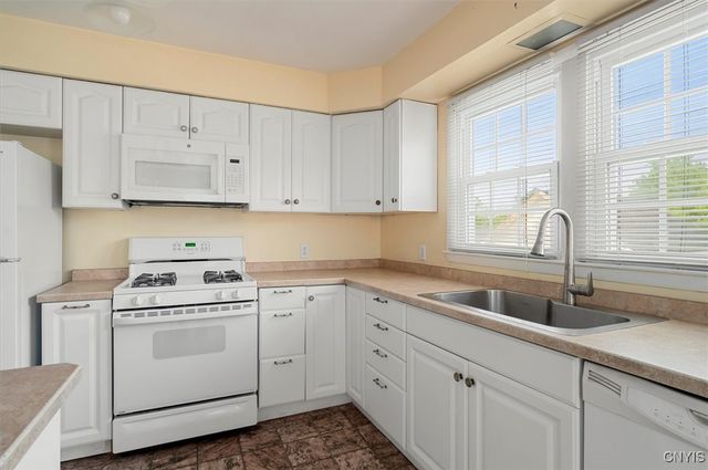 418 Main Street, Whitestown, NY 13417