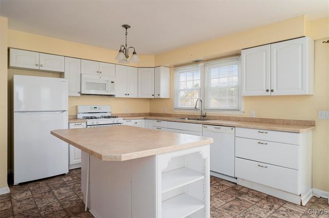 418 Main Street, Whitestown, NY 13417