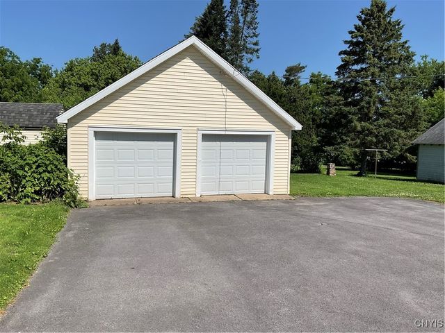 418 Main Street, Whitestown, NY 13417