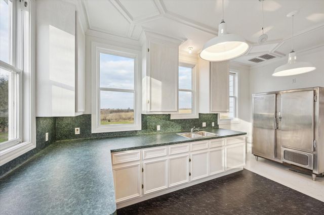 3401 Us Highway 290 E, Brenham, TX 77833