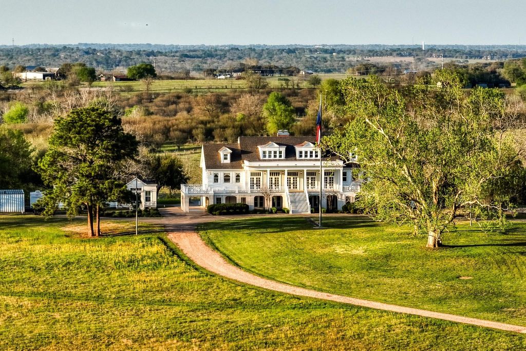 3401 Us Highway 290 E, Brenham, TX 77833