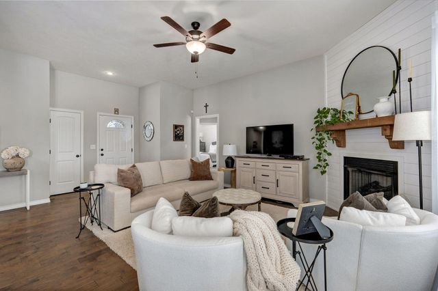 4334 Rome Avenue, Ozark, MO 65721