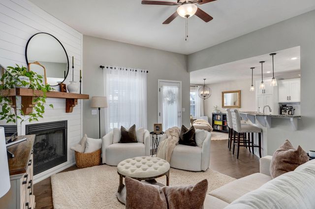 4334 Rome Avenue, Ozark, MO 65721