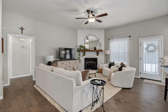 4334 Rome Avenue, Ozark, MO 65721