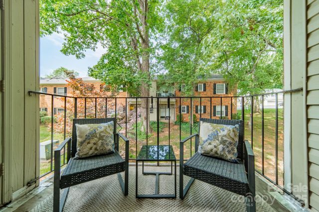 5927 Quail Hollow Road H, Charlotte, NC 28210