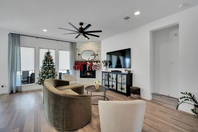 2221 Meridian Place, Midlothian, TX 76065