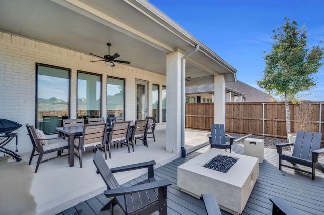 2221 Meridian Place, Midlothian, TX 76065