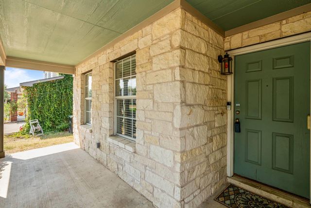 203 Matthew CV, Hutto, TX 78634