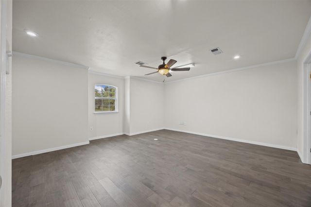 4205 Park DR, Lago Vista, TX 78645