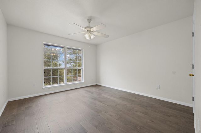4205 Park DR, Lago Vista, TX 78645